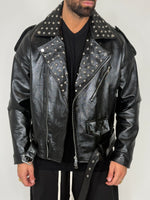 BIKER IN PELLE CON BORCHIE - lab22shop
