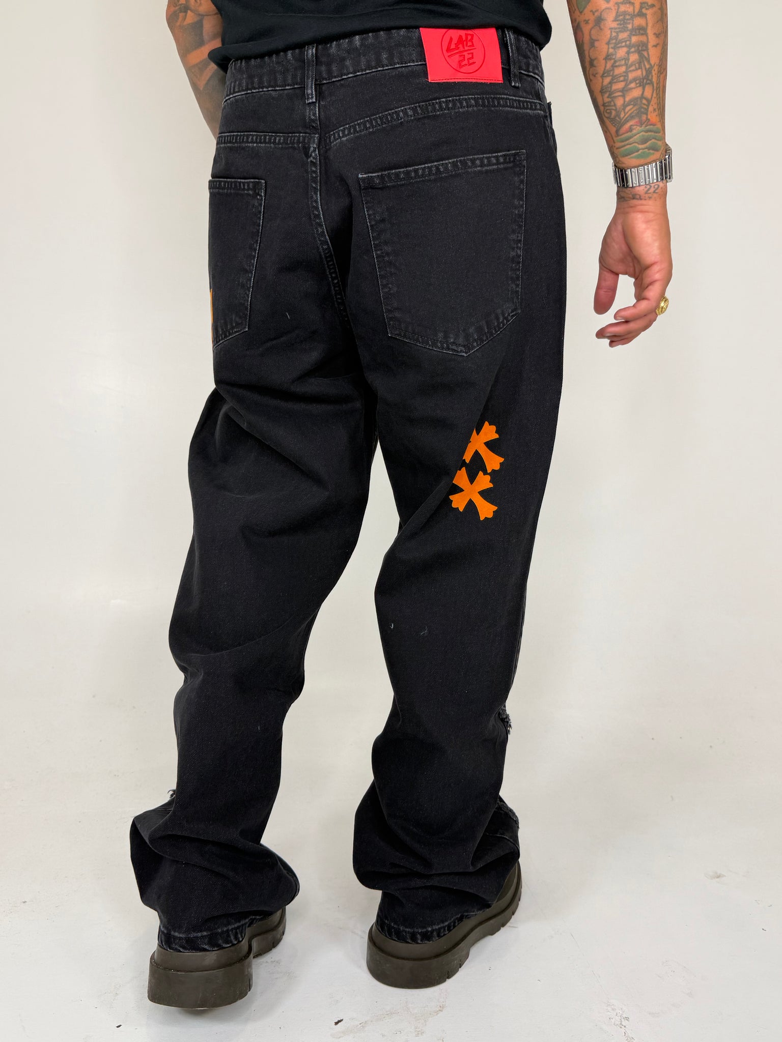 Jeans Status