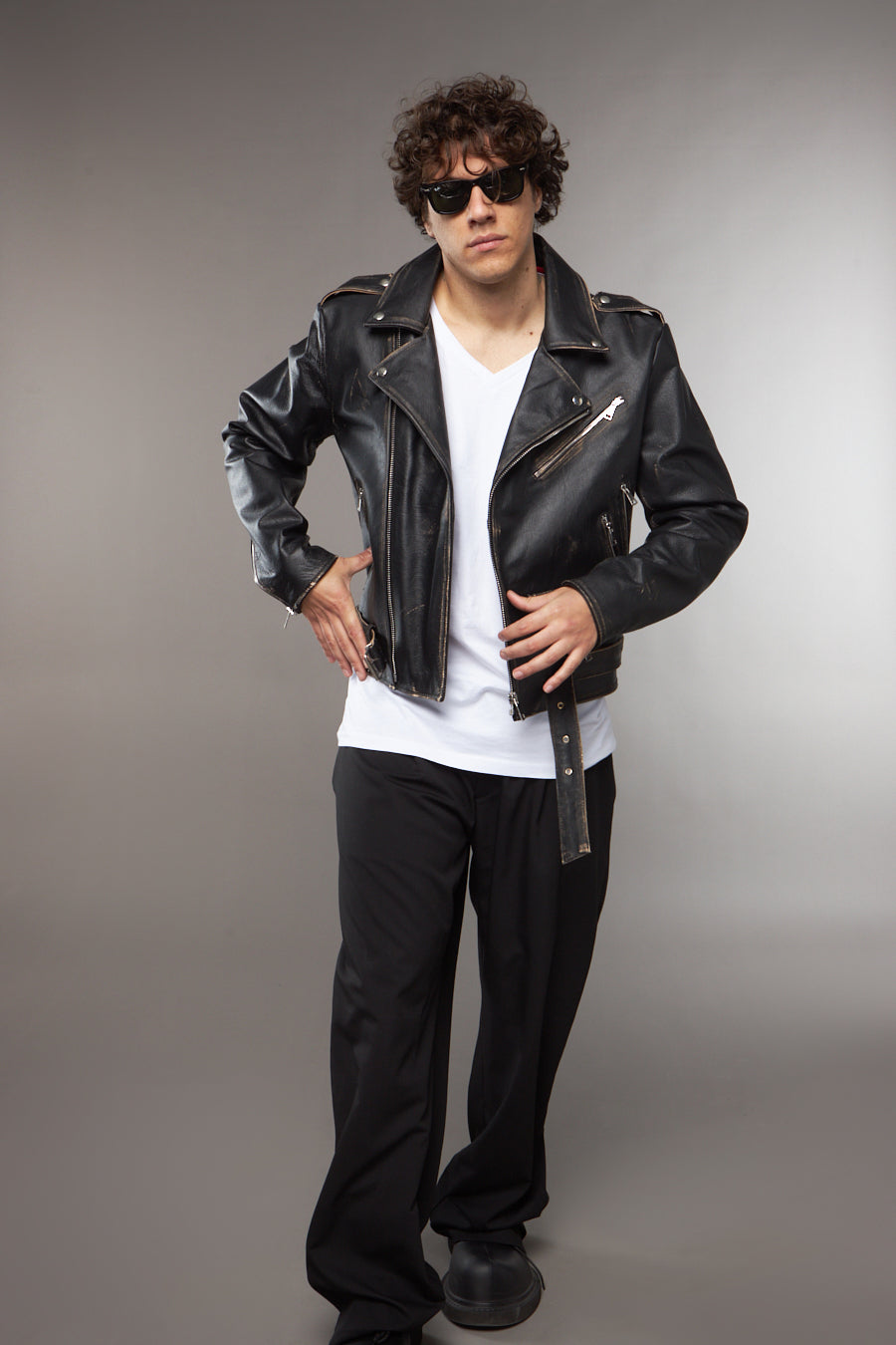 CHIODO IN PELLE NERO EFFETTO VINTAGE - lab22shop