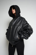 COLLEGE ARRICCIO LADY CON CAPPUCCIO