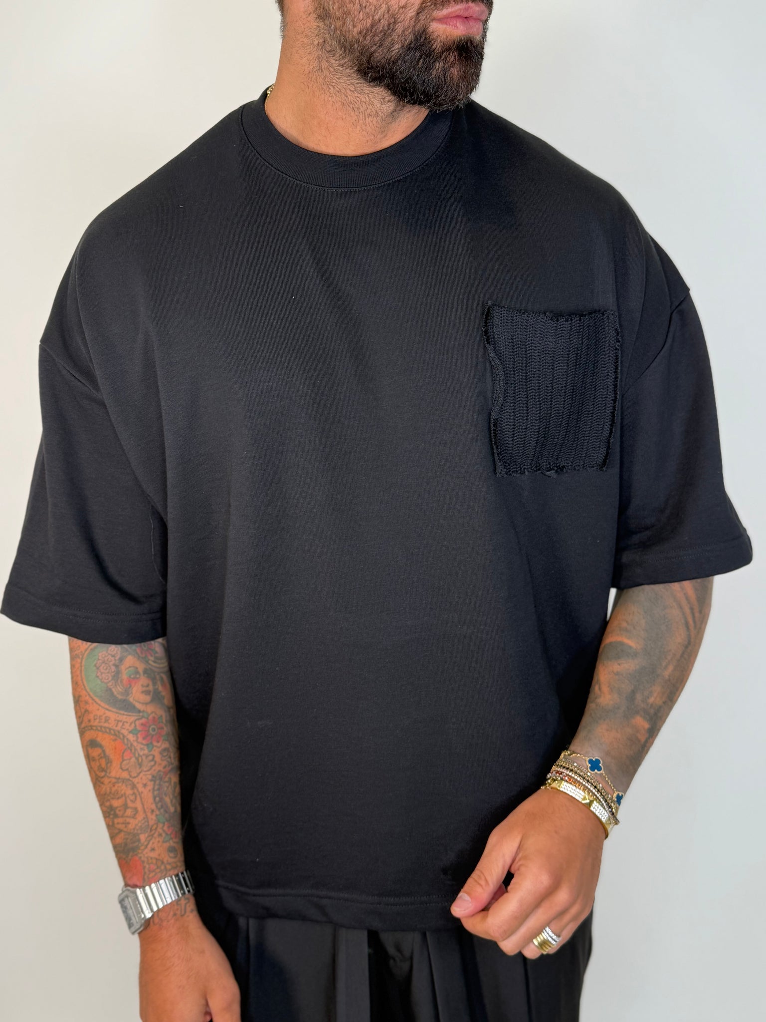 T-SHIRT TASCHINO MAGLINA NERA