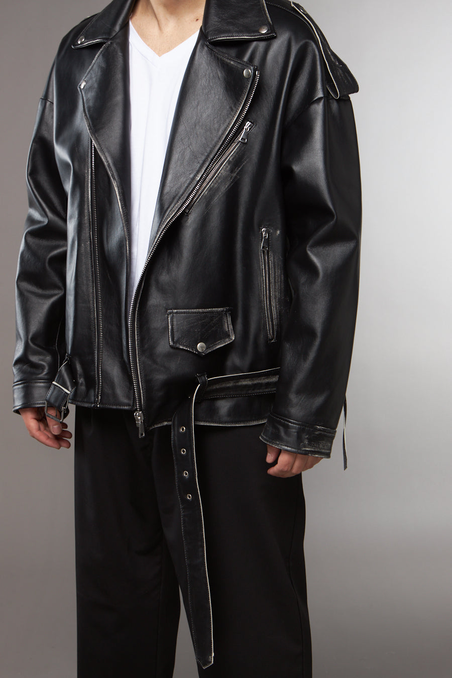CHIODO IN PELLE NAPPA NERO OVERSIZE CON LACCI - lab22shop