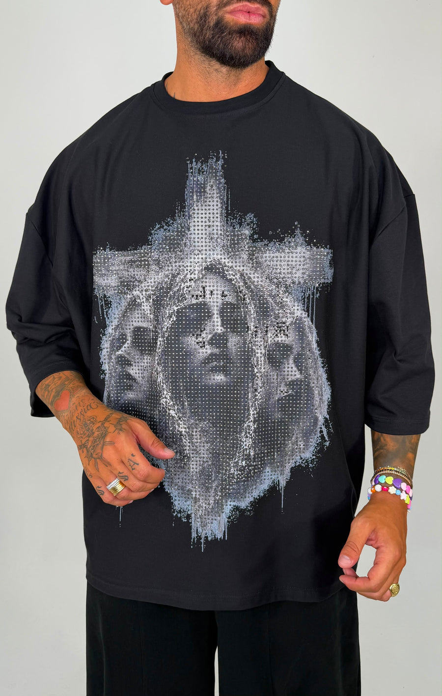 T-SHIRT DIVINE CON STRASS