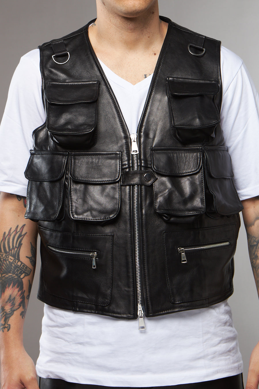 GILET MULTITASCHE NERO IN PELLE