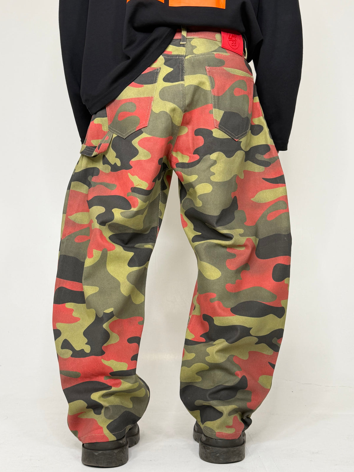JEANS BALLOON CAMOUFLAGE RED - lab22shop