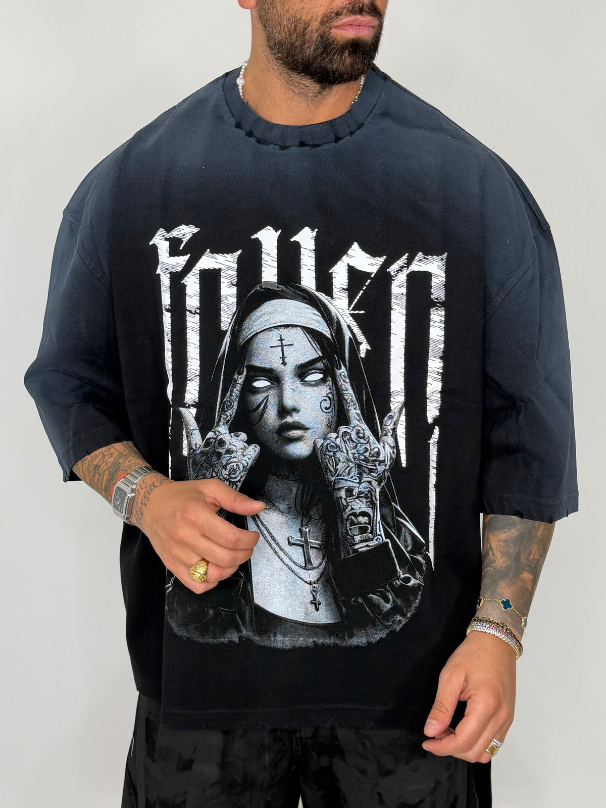 BLACK TEE - lab22shop