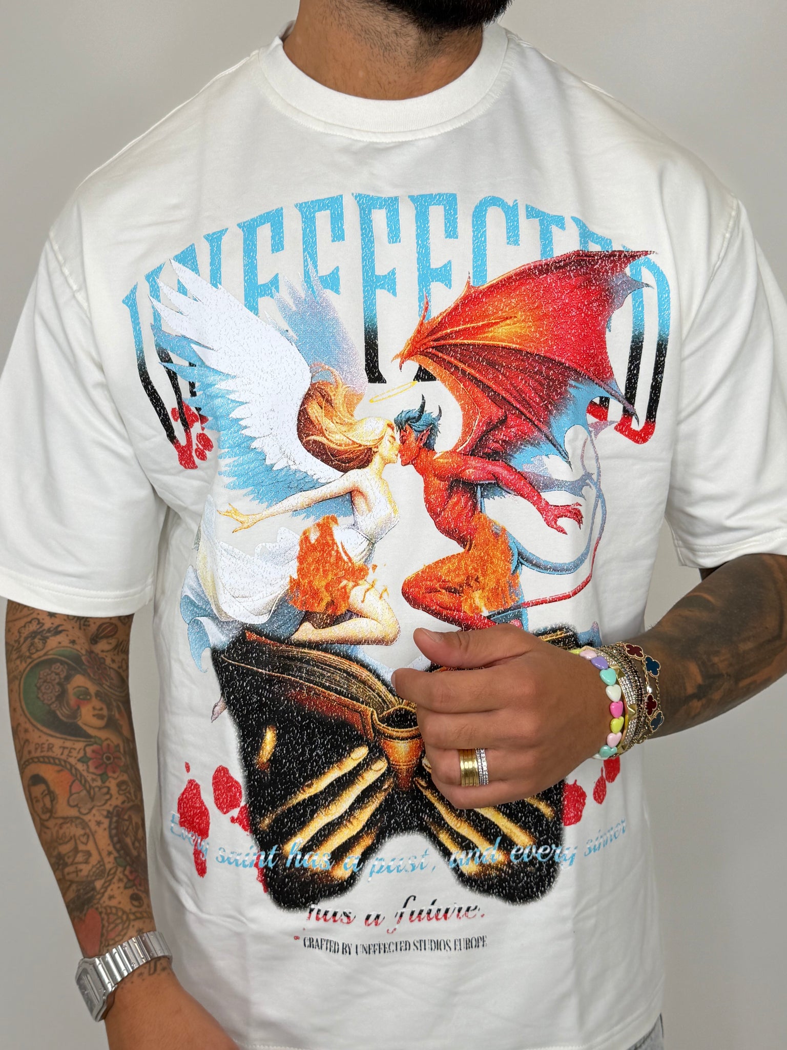 T-Shirt Present