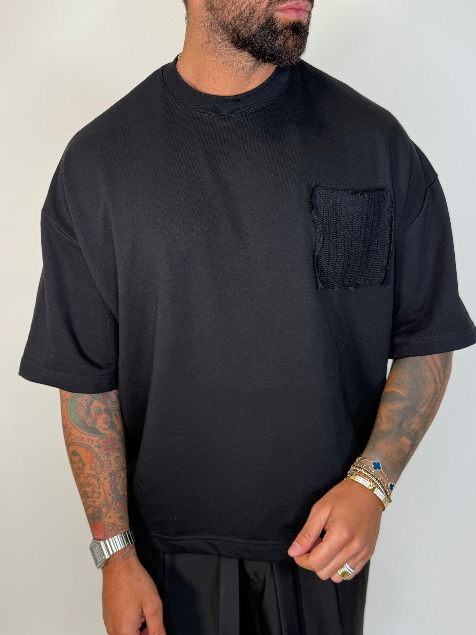 T-SHIRT TASCHINO MAGLINA NERA