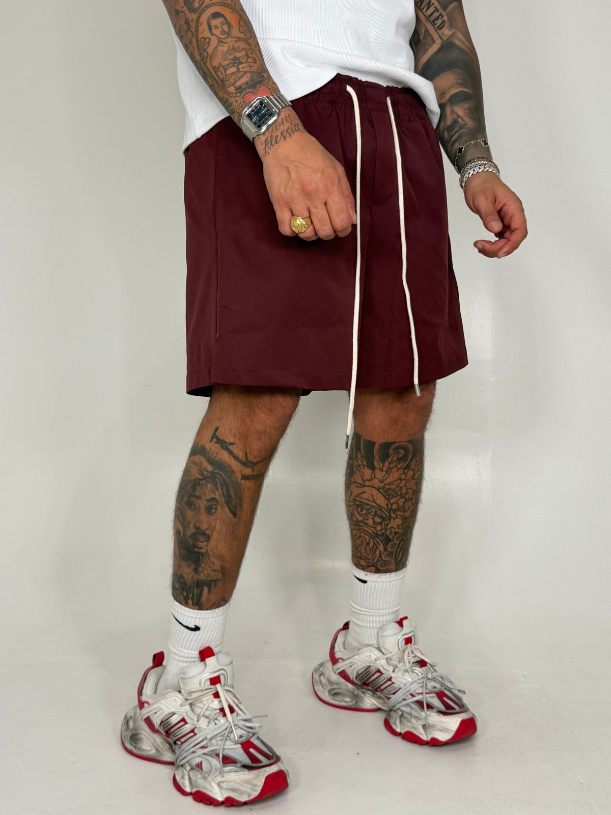 SHORT ESSENTIAL RELAXED FIT