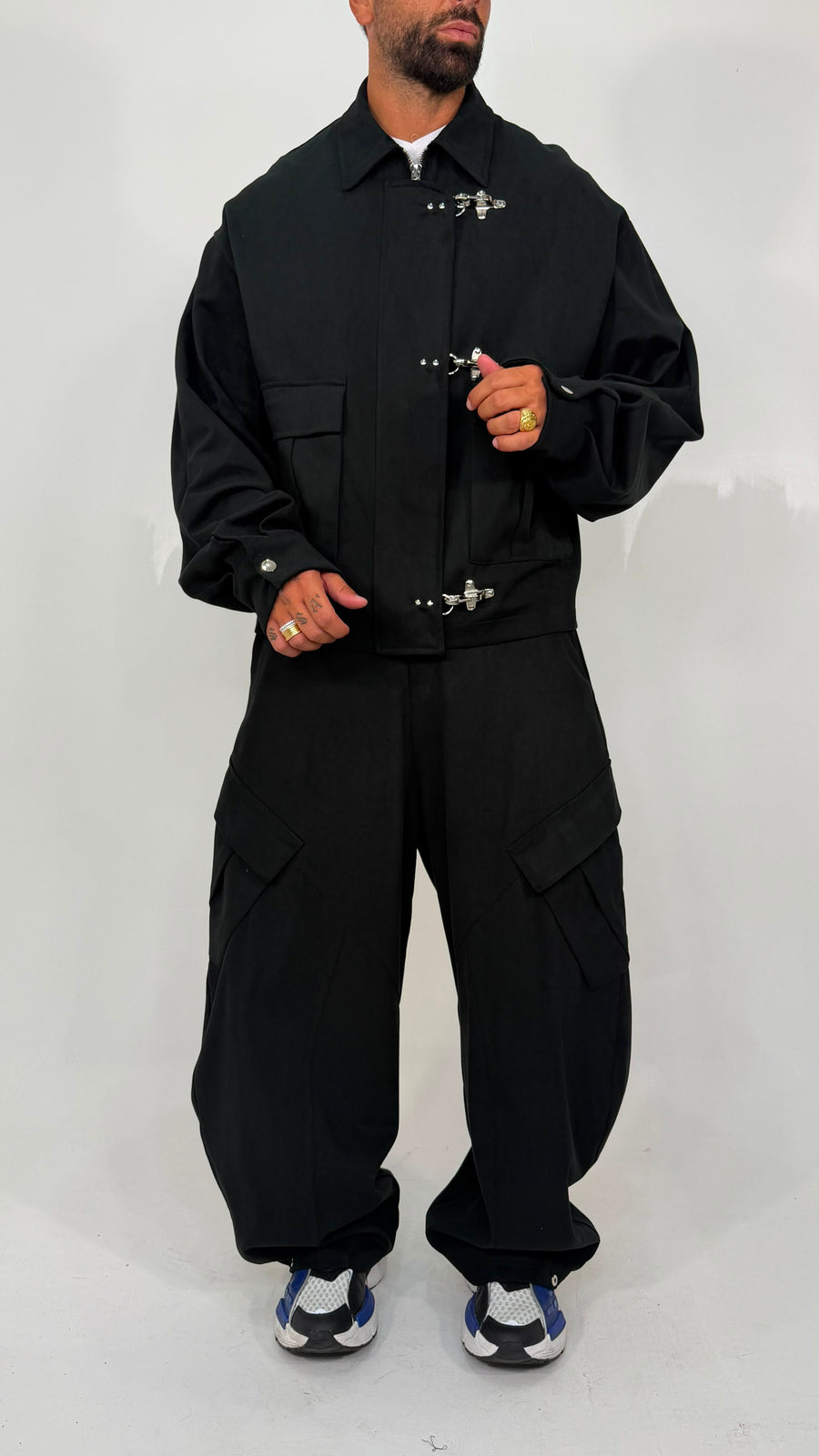 THE URBAN UNIFORM SET