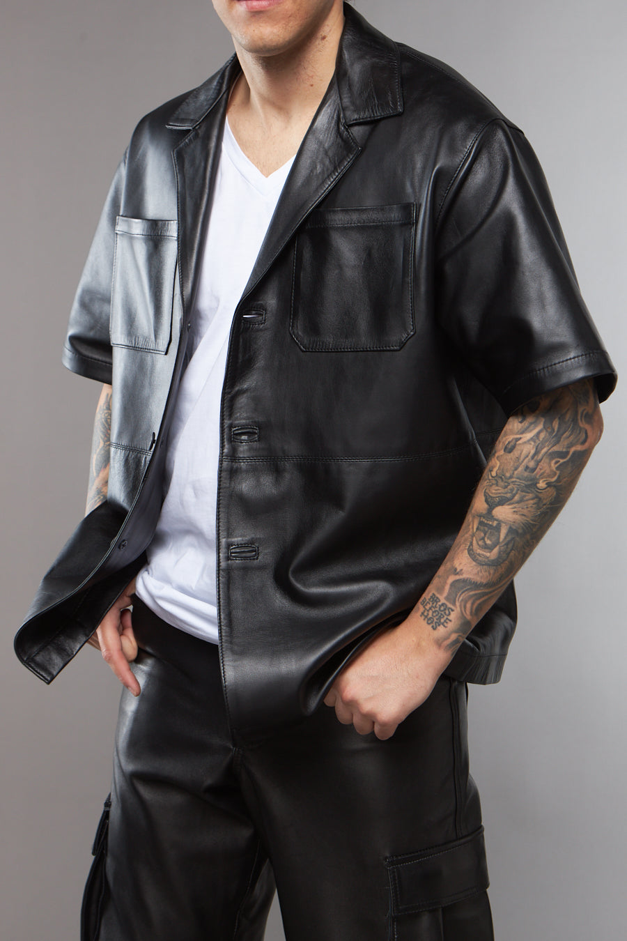 CAMICIA NERA IN PELLE MEZZA MANICA - lab22shop