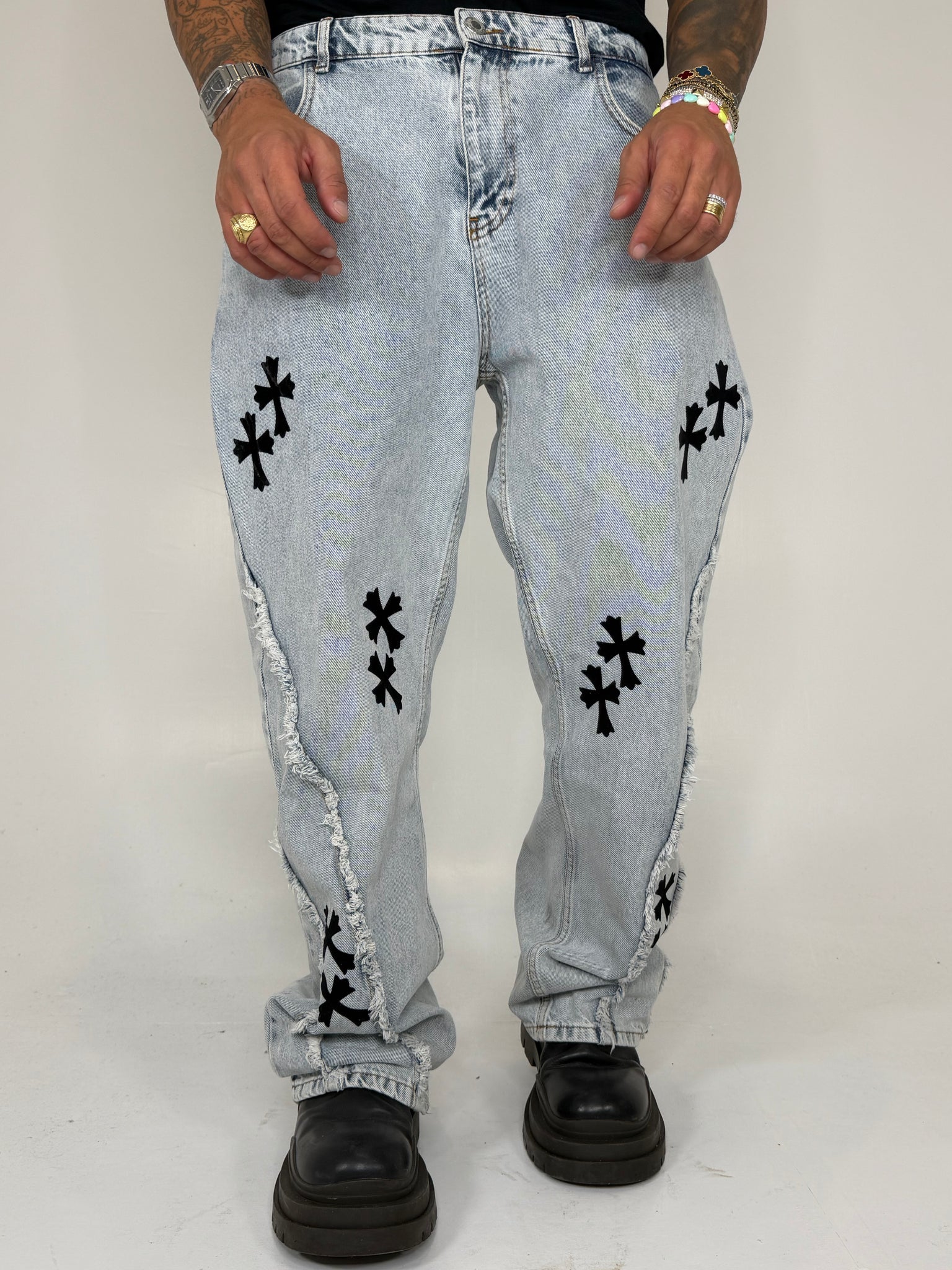 Jeans Status