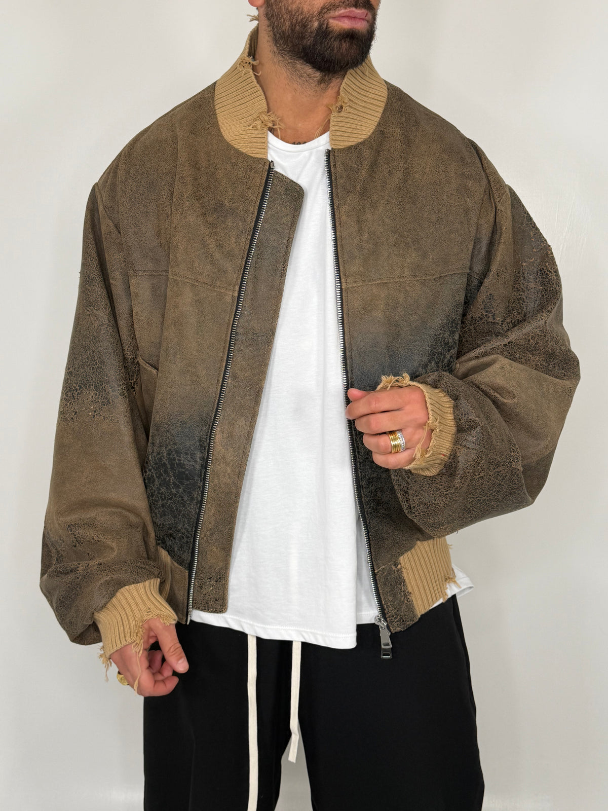 COLLEGE VINTAGE WASH