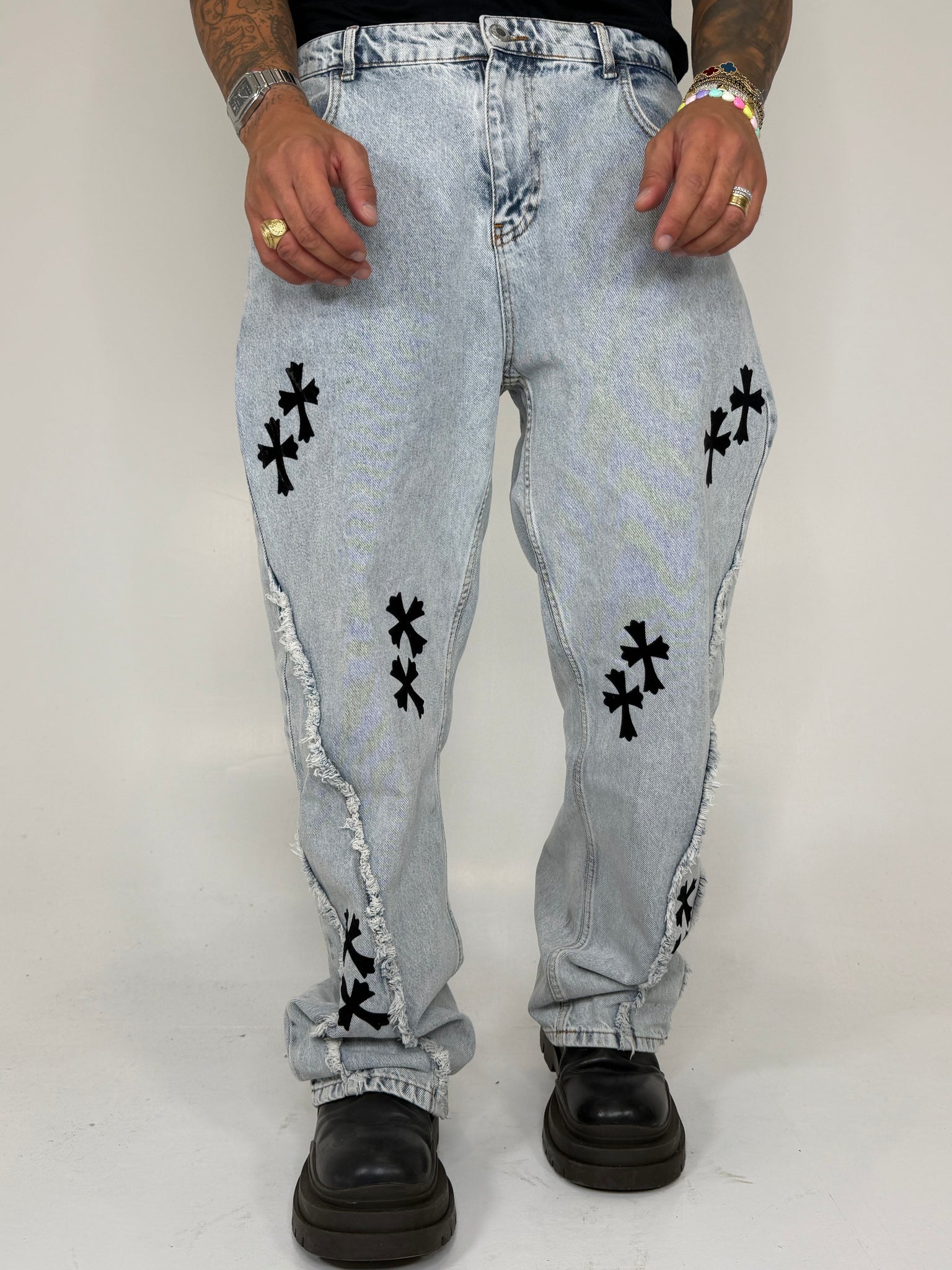 Jeans Status
