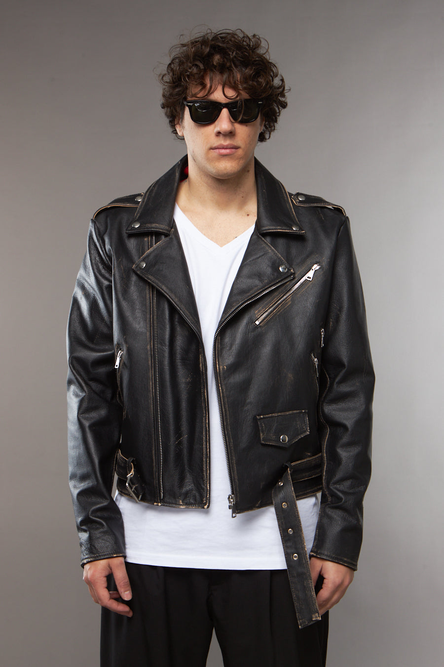 CHIODO IN PELLE NERO EFFETTO VINTAGE - lab22shop