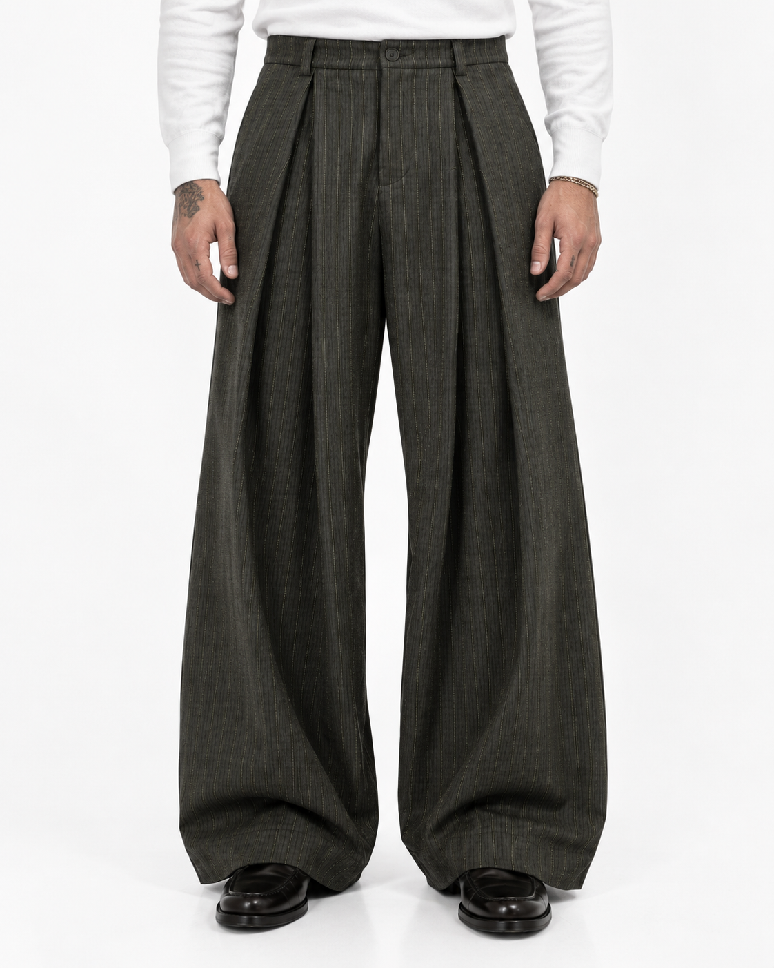 PANTALONE GESSATO FONDO AMPIO CON PINCES