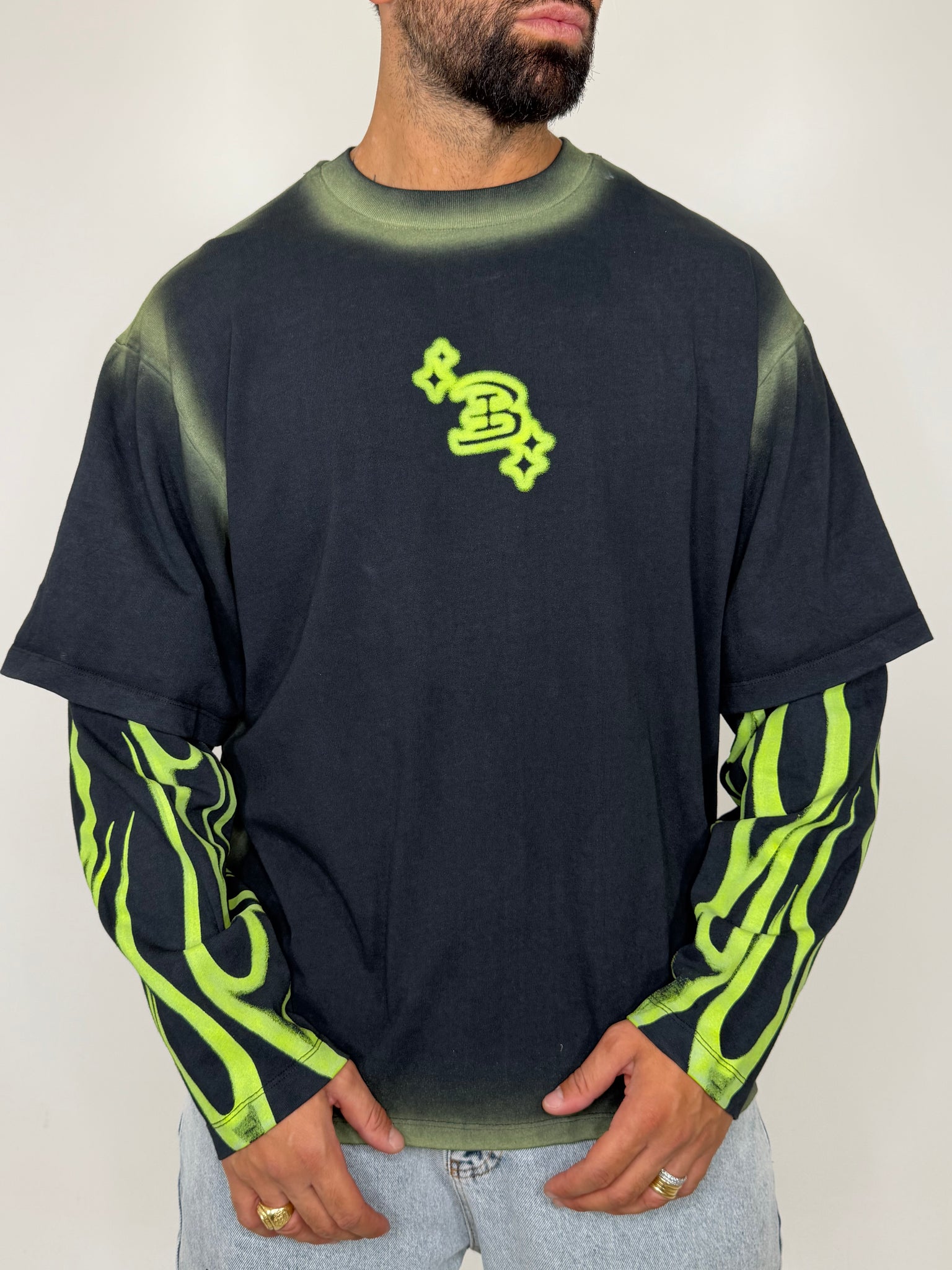 long Sleeve Black Island